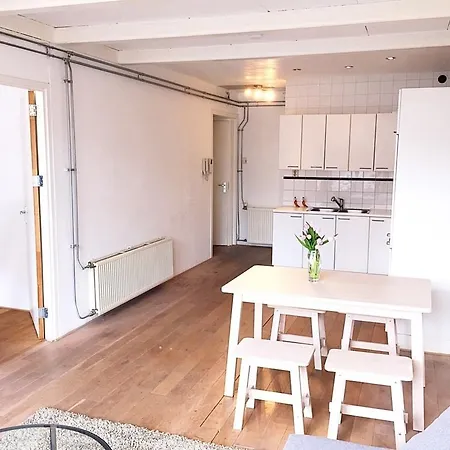 Java Street Popular Apartman